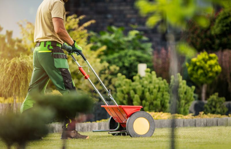 Grass Fertilizing Service in Honolulu, HI